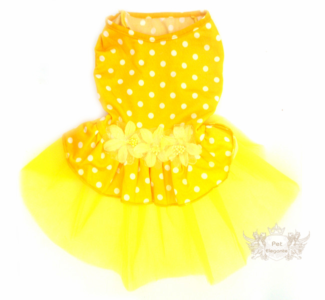 vestido de tule amarelo